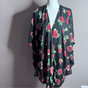 Hippe Love Black Open Front Rose Print Kimono Flowy Shawl top